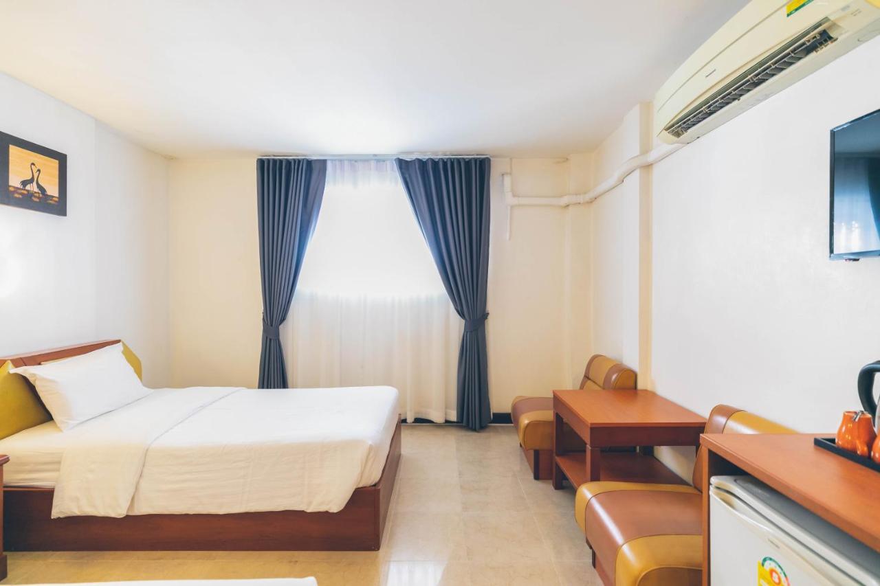 Atlas Bangkok Hotel Extérieur photo