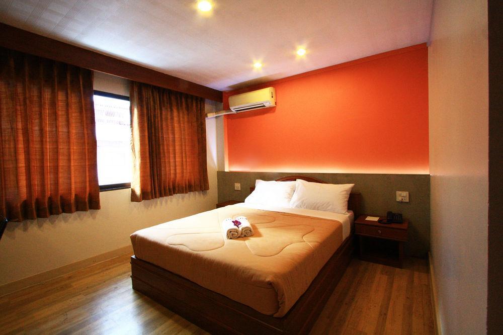 Atlas Bangkok Hotel Extérieur photo